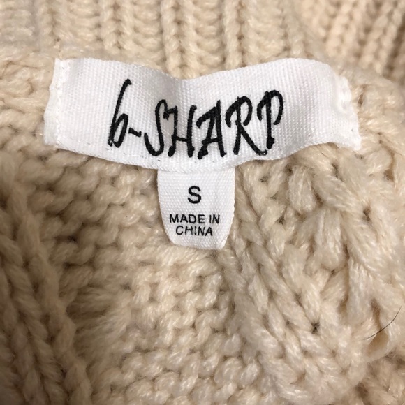 Angled sweater - Picture 4 of 5